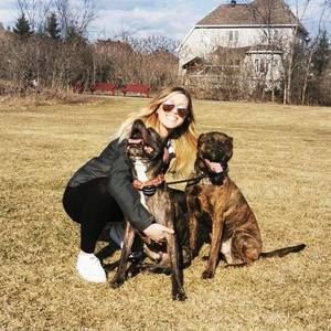 Meet your Posher, Sabrina